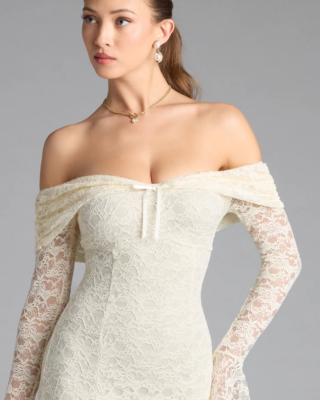Windsor Blakely Off-The-Shoulder Mermaid Lace Formal Dress