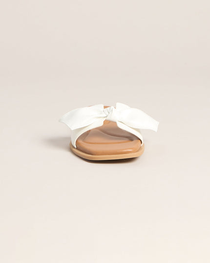 Windsor Sun Plans Bow Flat Sandals